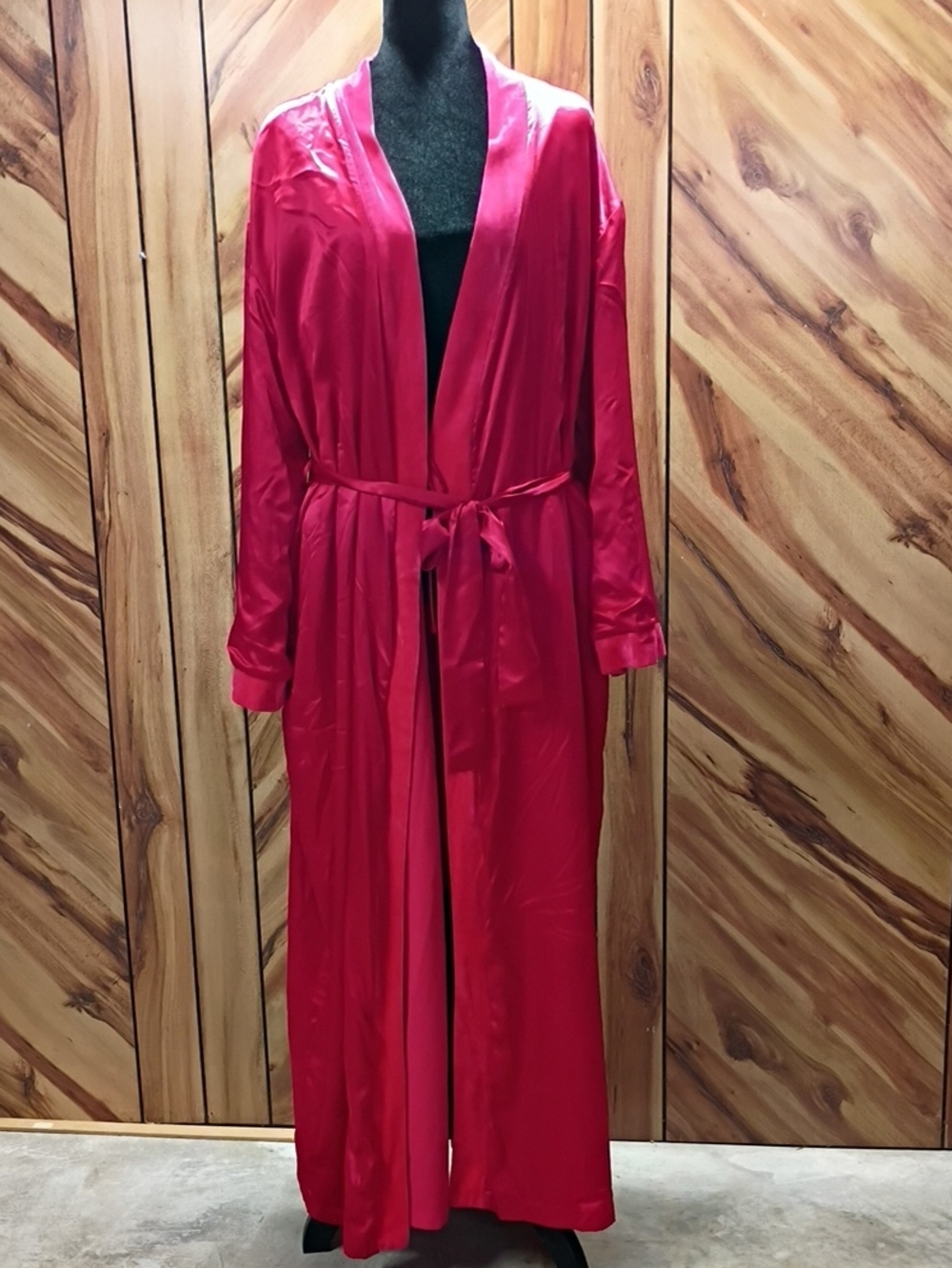 Vintage Victoria's Secret Women's Red Satin Long Maxi Robe Size M/L
